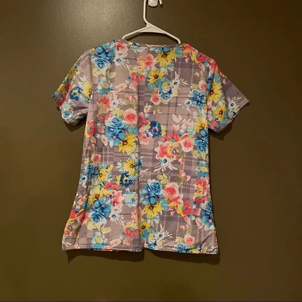 Floral Scrub Top - Picture 6 of 12
